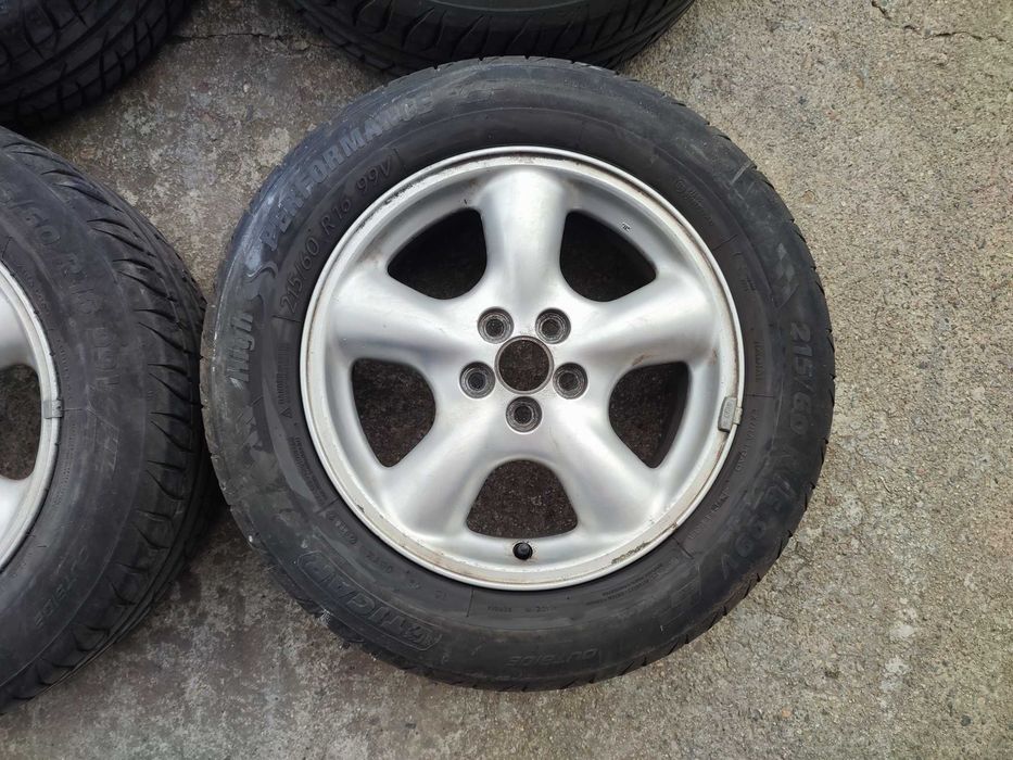 4 бр. 16" лети джанти Subaru с летни гуми 215/60/16 Tigar
