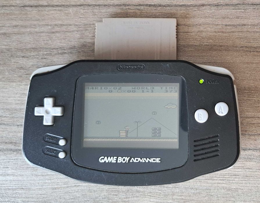 Nintendo Game Boy Advance + joc Super Mario Land