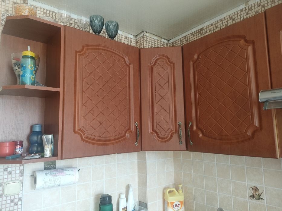 Продам шкафы кухонные