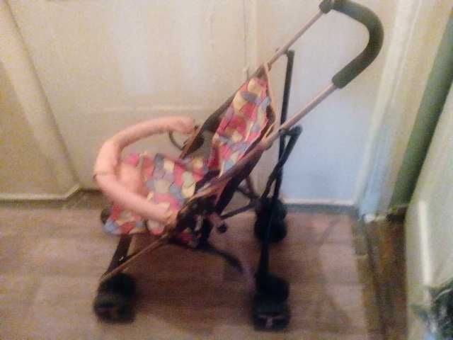 продаю детская коляска трость недорого