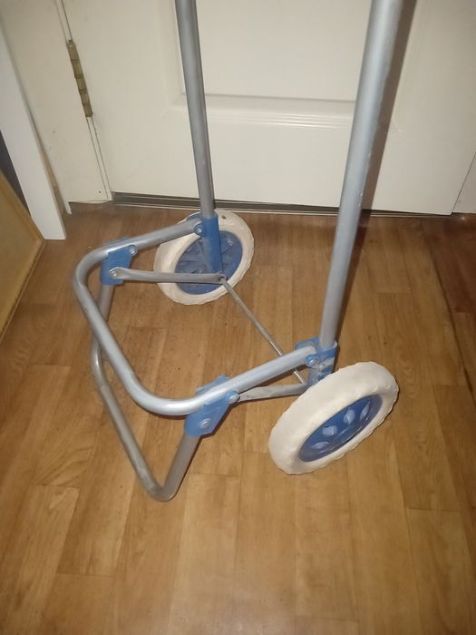Тележка за 3000. Недорого
