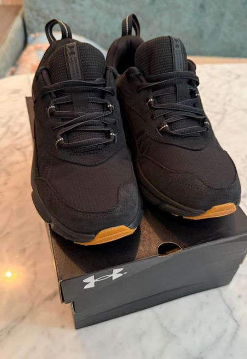 Кроссовки Under Armour 40.5