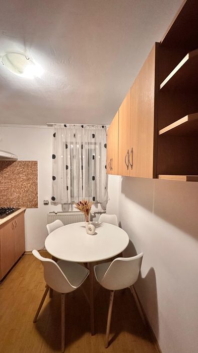 Garsoniera de inchiriat Razboieni