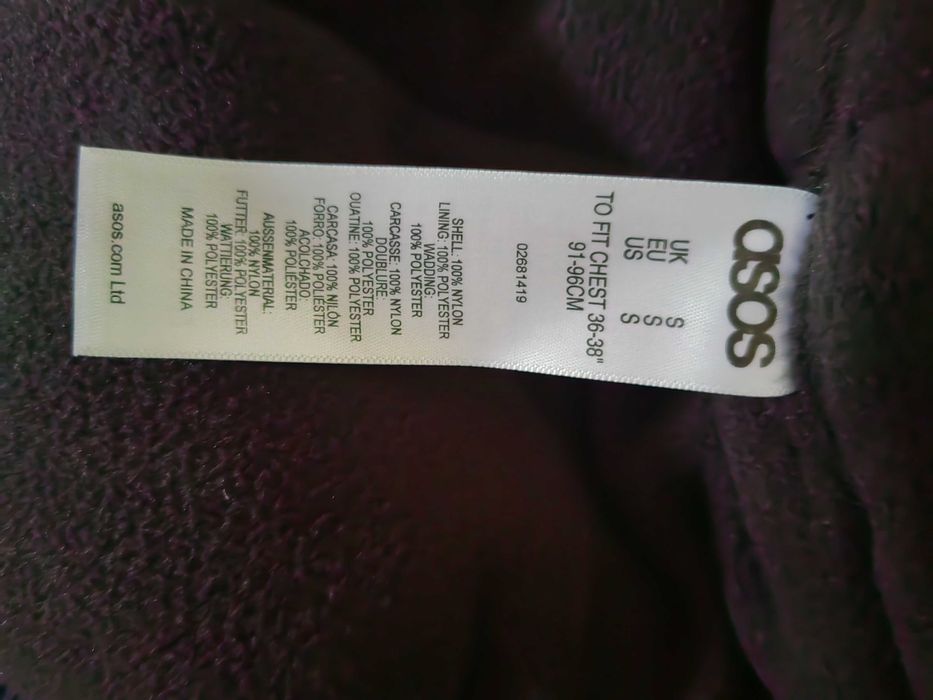 !NOU! Vand geaca noua de barbati Marime S Marca Asos