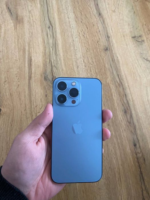 Iphone 13 Pro. Yomkst 74