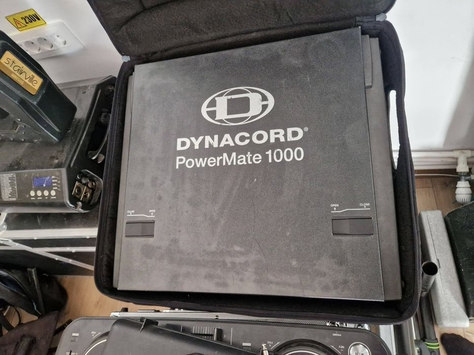 Mixer dynacord powermate 1000.1