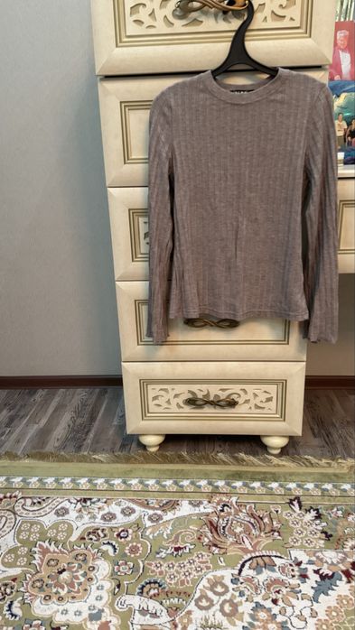 костюм , платья, кофточки женские