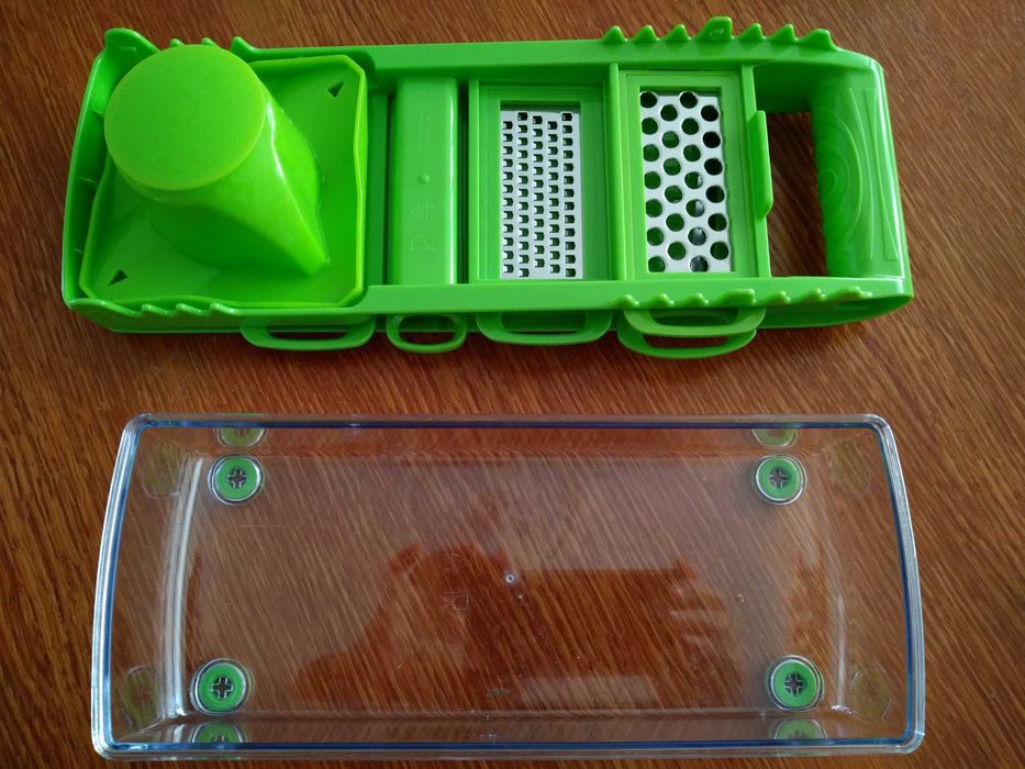 Seturi de aparate DELIMANO și NUTRISLICER (preț pentru trei seturi)