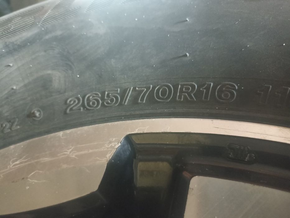 Продам зимние шины с дисками