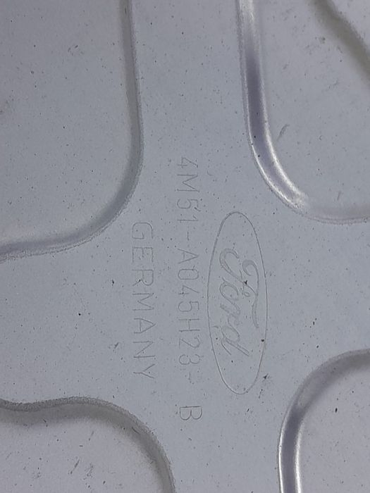 Panou usa cu macara manuala stanga spate 4m51-a045h23-b Ford Focus 2  [din 2004 pana  2008]