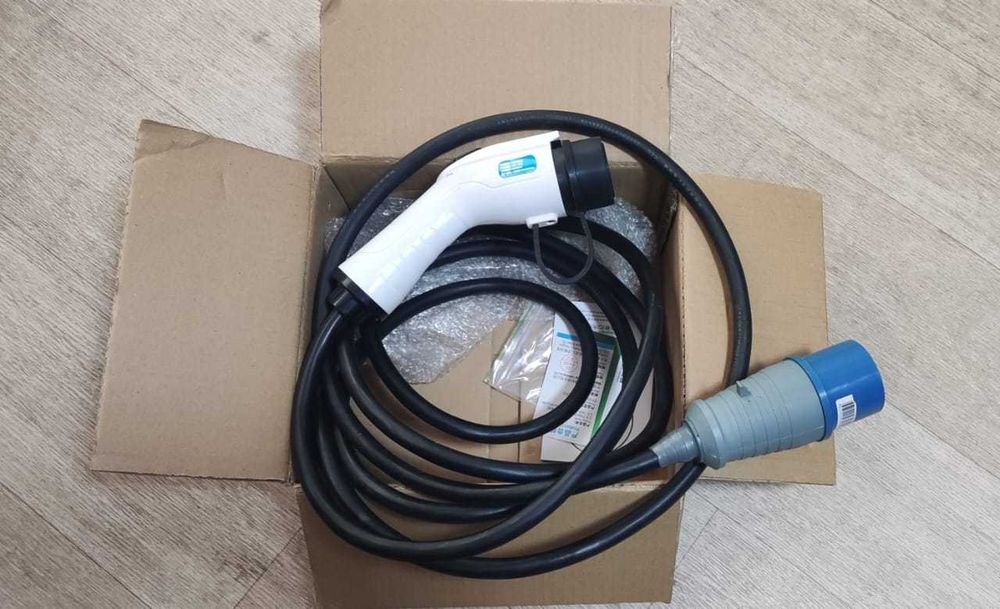 Зарядное устройство для электроавто