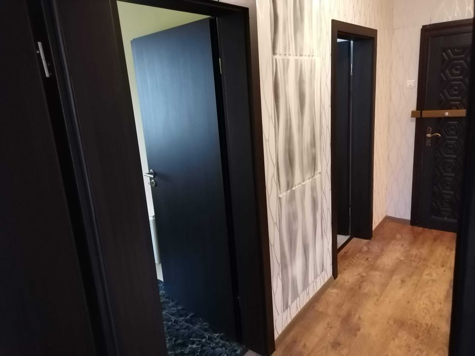 Дава се под наем Тристаен апартамент в Асеновград - 78 кв.м за 300 € - Снимка #5
