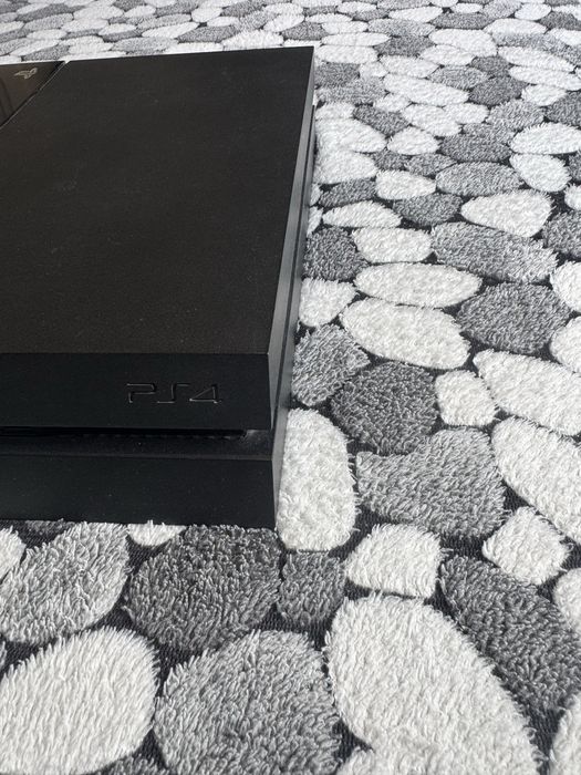 Playstation 4/PS4
