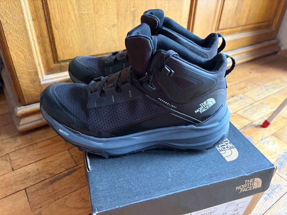 Нови обувки The north face vectiv exploris