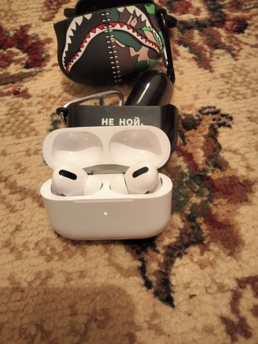 Наушники Airpods pro