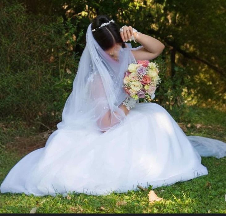 Сватбена рокля + воал
