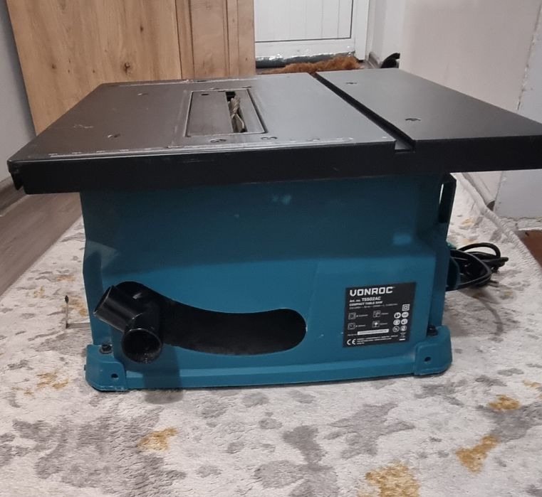 Настолен цирколяр Vonroc 1500w за части