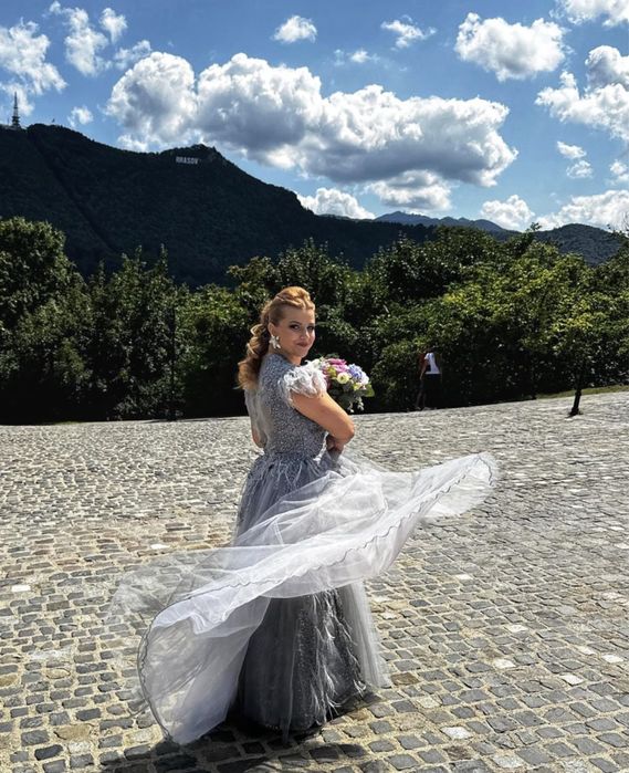 Rochie nasa, potrivita pentru marimea 38, pret 700 lei