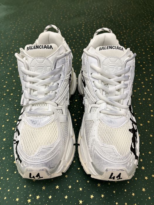 Balenciaga Runner Graffiti White Black