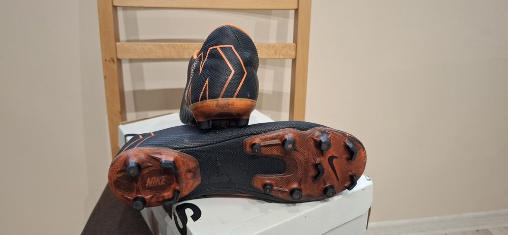 Nike Mercurial  42.5