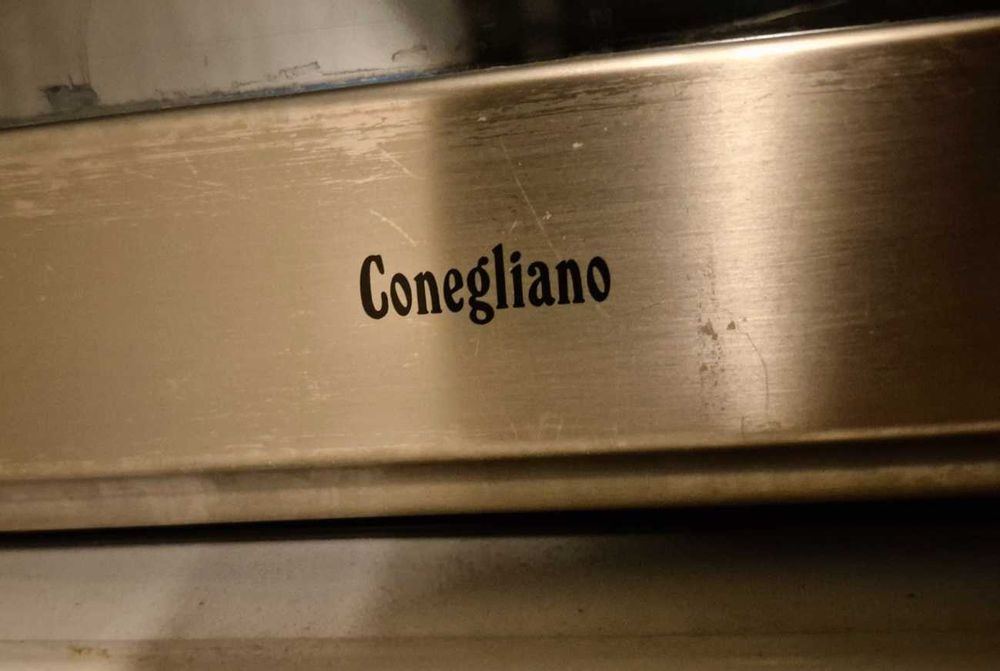 Фурна за вграждане Conegliano