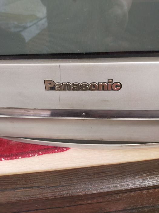 Телевизор в рабочем состоянии