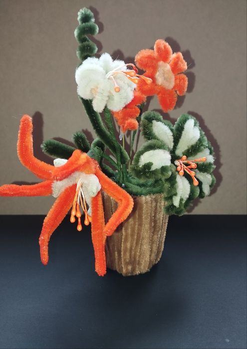 Цветя от пухена тел