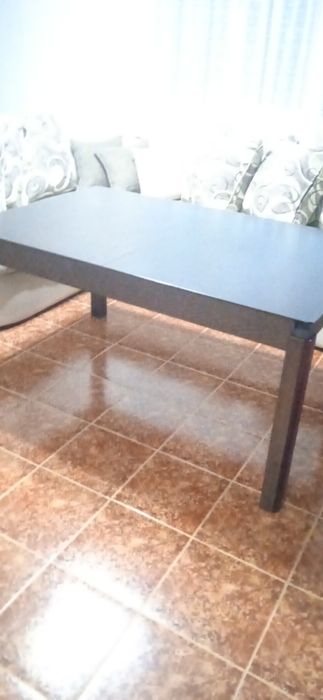 Трапезна маса разтегателна