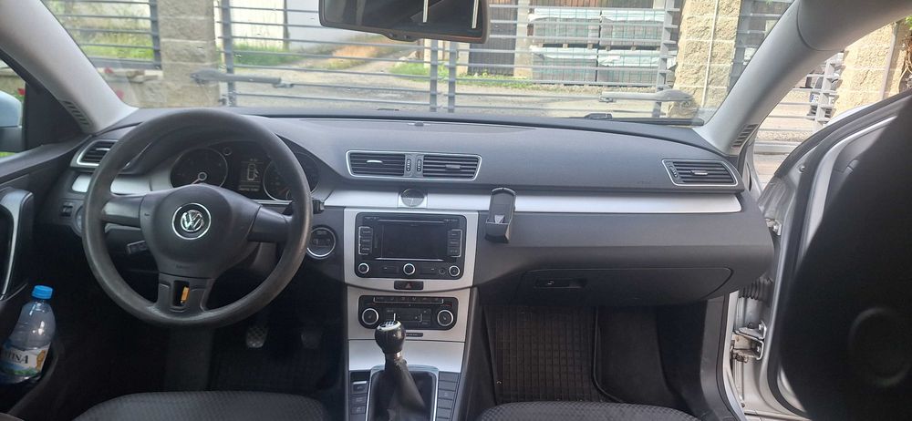 VOLKSWAGEN Passat 2011 — imagine 4