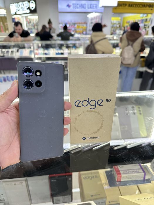 Moto edge 50. 5G.  12/512