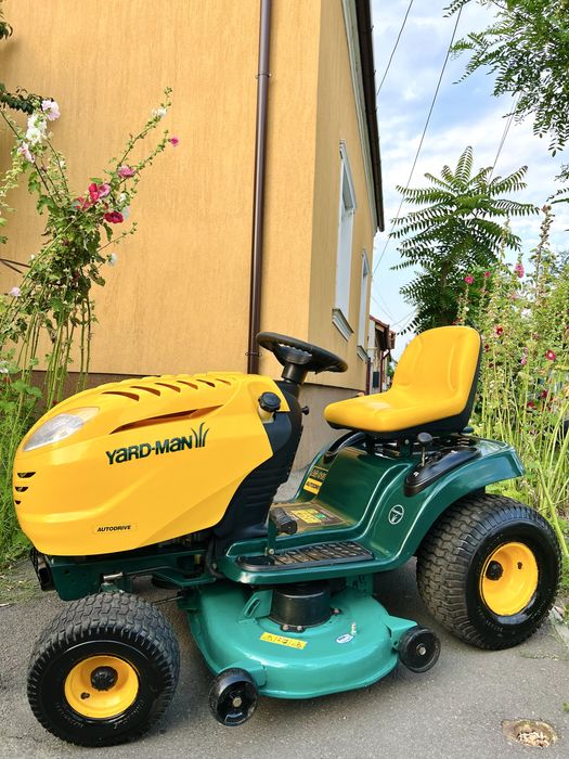 Tractoras de tuns iarba Yarman Profesional Kohler