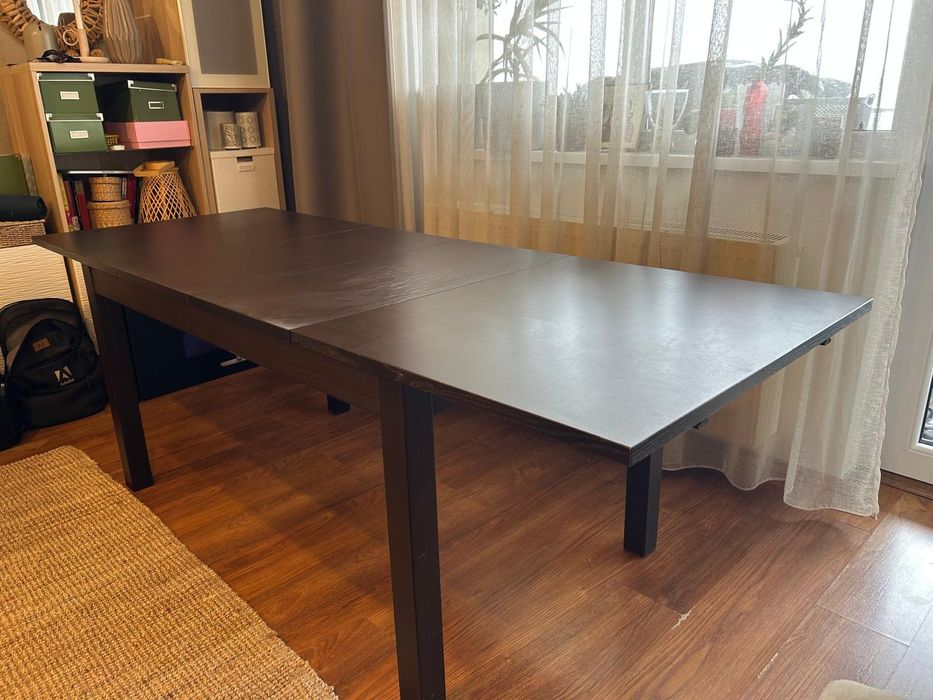 Vand masa cu 4 scaune pentru living/bucatarie