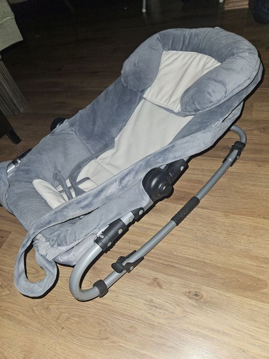 Vând Leagăn bebelusi