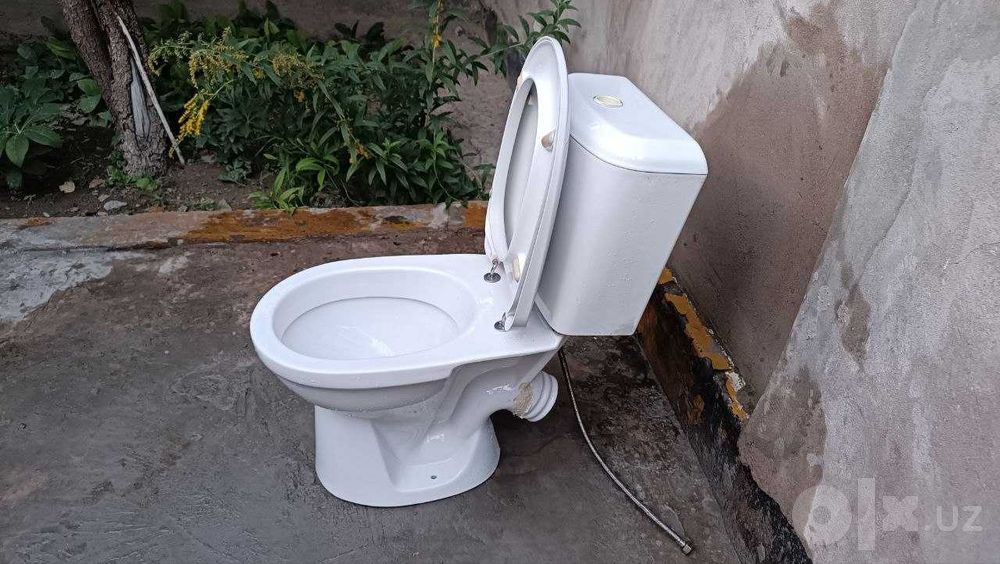 Унитаз с бочком б/у
