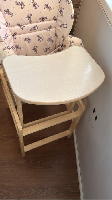 Столик для кормления