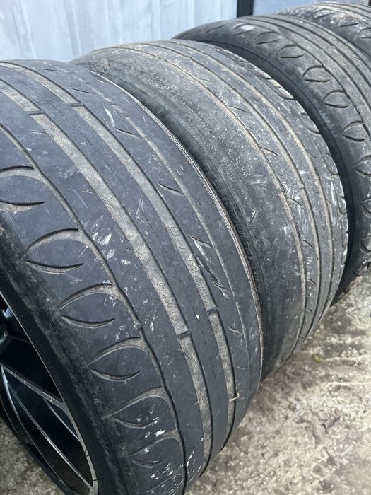 Jante Rial 235/40/R18 5x112 8J ET35