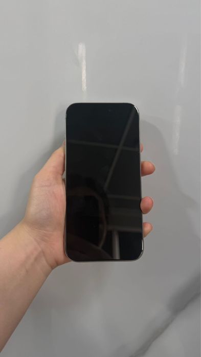 продам iPhone 15 pro