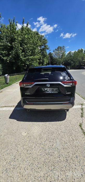 Toyota RAV 4 hybrid LUXURI