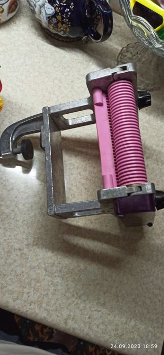 Лапша резка. Lag'mon kesgich