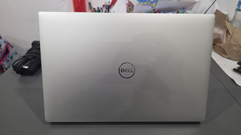 DELL XPS 15 7590 I7