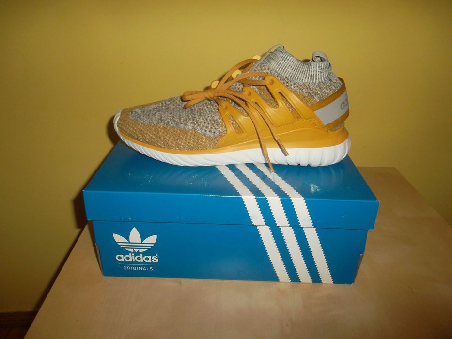 Adidasi Adidas Tubular Nova Primeknit marimea 42, 42 2/3 si 43 1/3