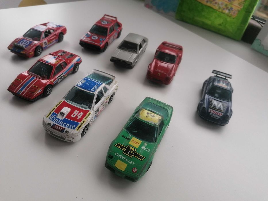 Machete Burago 1/43 vechi