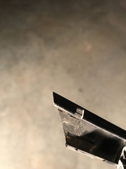 Продавам лайсна за врата с уплътнението на прозореца за C класа 204