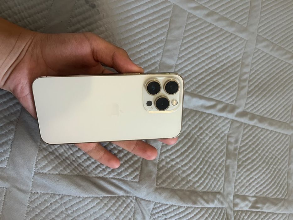 продам iphone 13 pro
