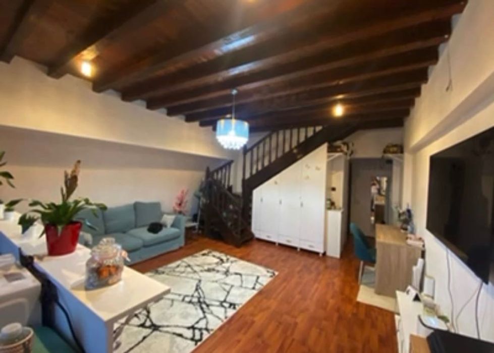 Vând apartament bragadiru