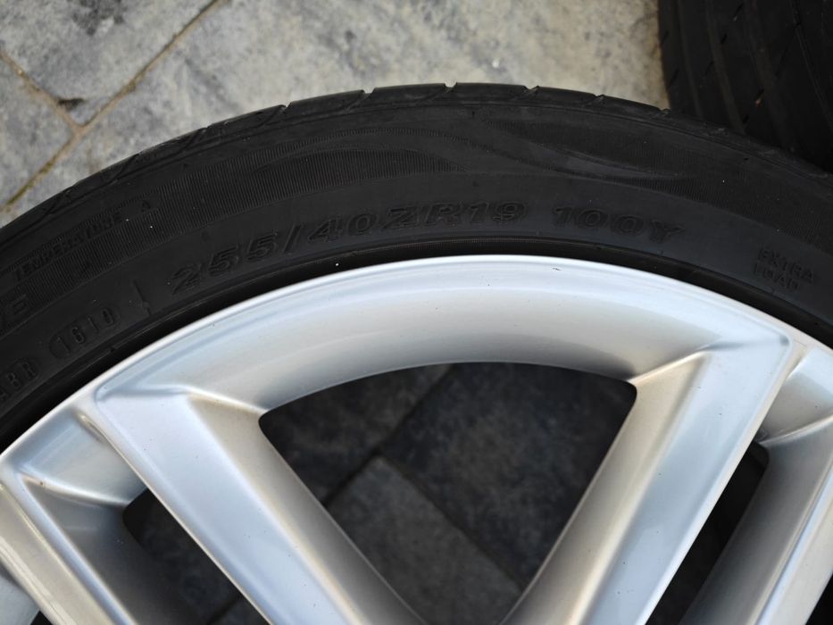 Jante AUDI ORIGINALE cu anvelope  255 40 R19