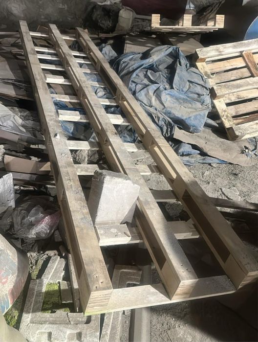 Поддоны размером 3700 длиной по 4990 тг