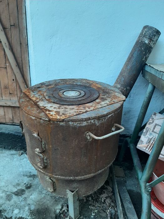 Продам печь буржуйку.
