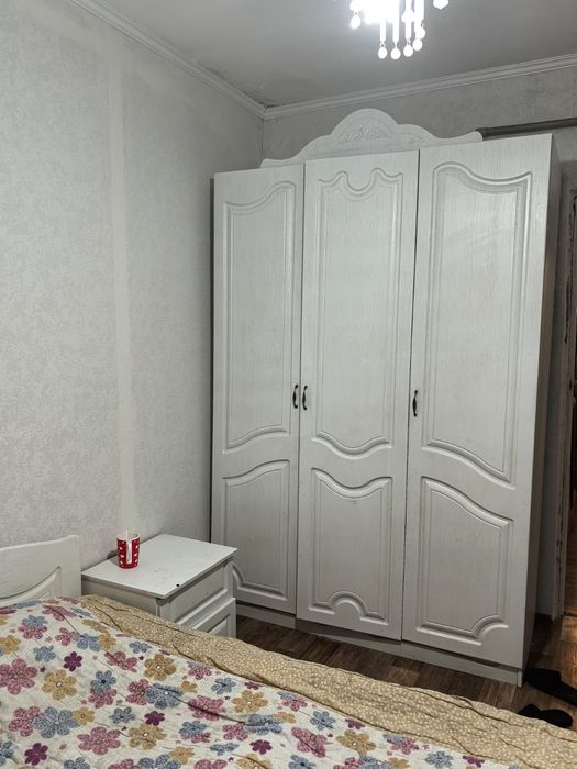 Мебель спальни в отличном состояний