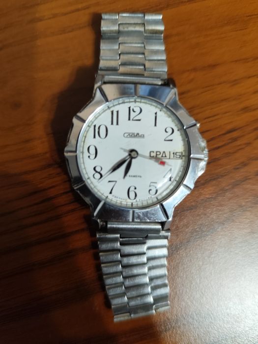 Механичен Часовник Слава